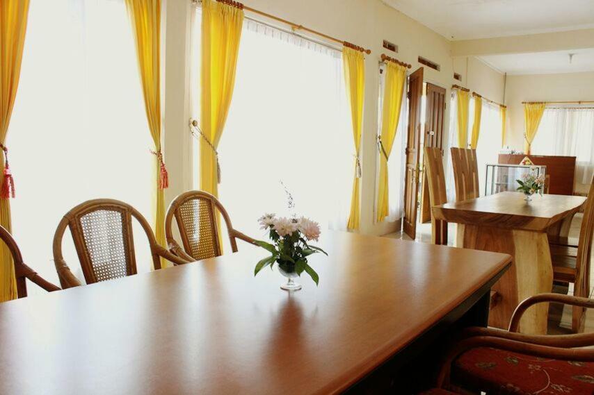 Amerta Giri Guest House 沃诺索博 外观 照片